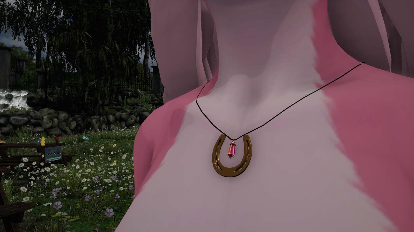 Universal Lucky Horseshoe Pendent Necklace (Jinxxy)